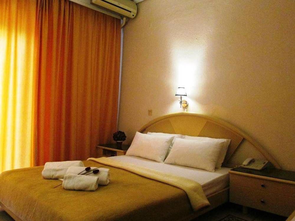 Paralía Hotel Lito מראה חיצוני תמונה