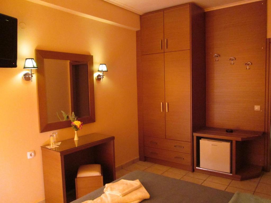 Paralía Hotel Lito מראה חיצוני תמונה